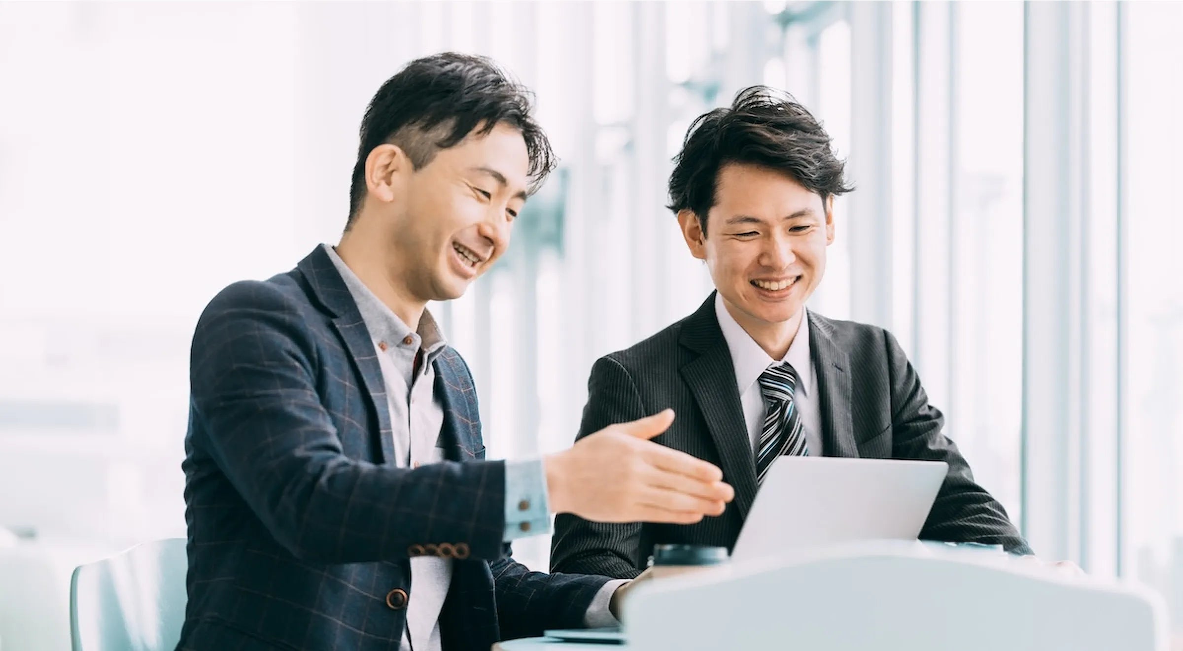 きめ細やかで丁寧な
        カスタマーサポート